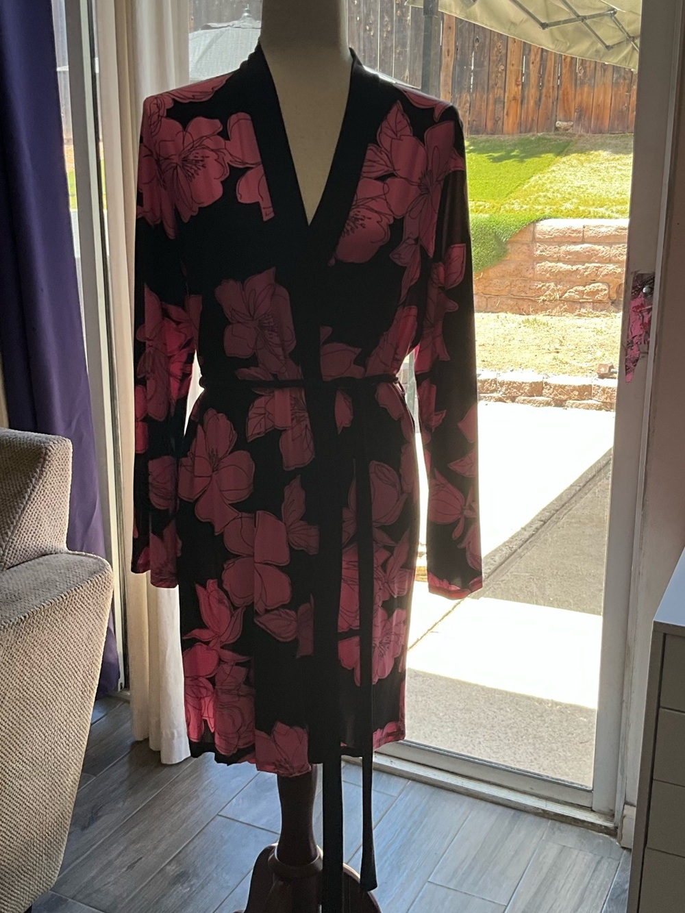Linea Donatella Black Wrap Robe with Pink Floral Pattern